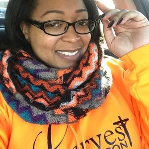 Meet your Posher, Brit